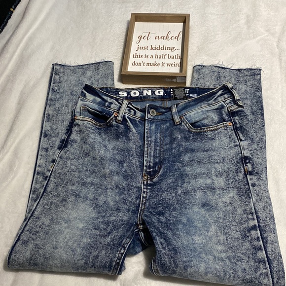 NWOT Ladies Jeans size 9 - Picture 10 of 10